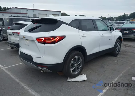 2024 Chevrolet Blazer Fwd 2Lt из США, поврежденный, VIN 3GNKBCR47RS194341